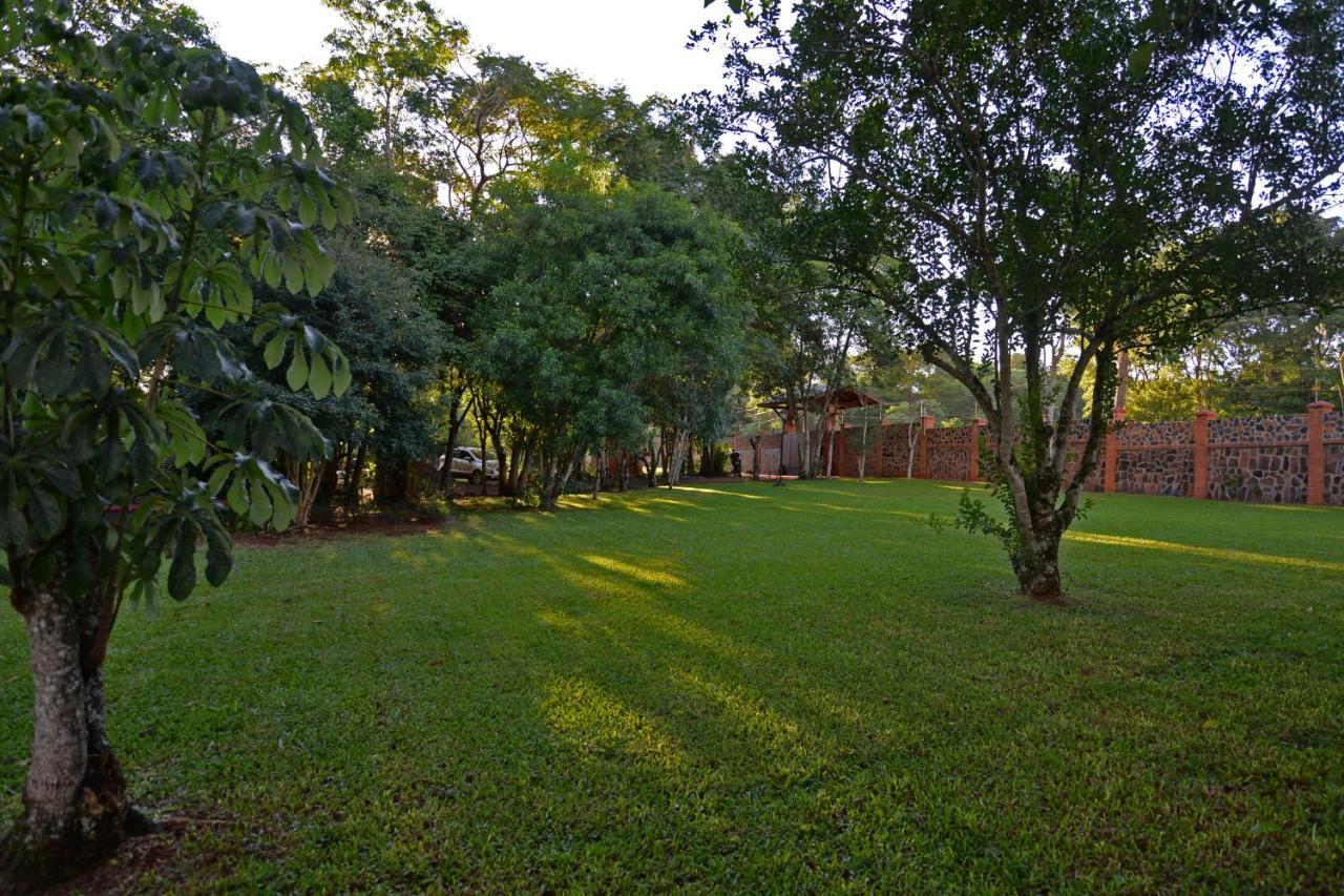פוארטו איגואסו Posada Del Chaman Iguazu מראה חיצוני תמונה